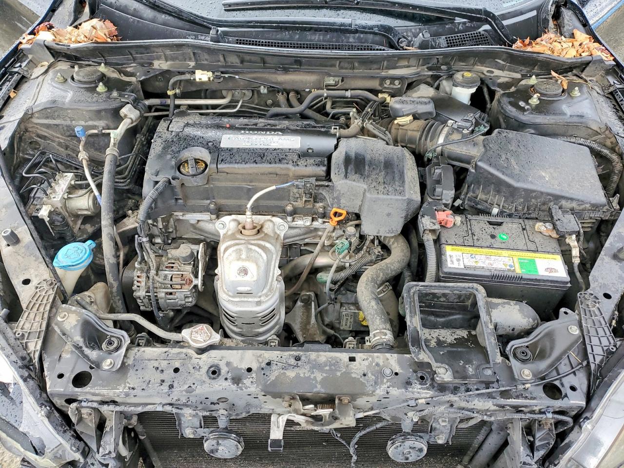 2013 HONDA ACCORD LX photo 31