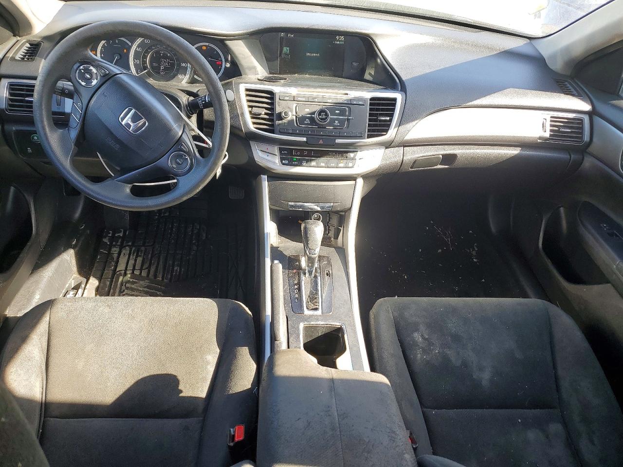 2013 HONDA ACCORD LX photo 22