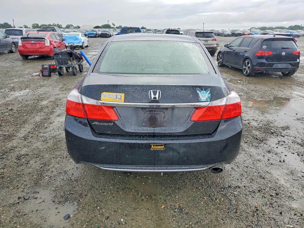 2013 HONDA ACCORD LX photo 16