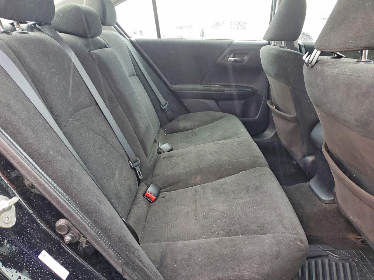 2013 HONDA ACCORD LX photo 28