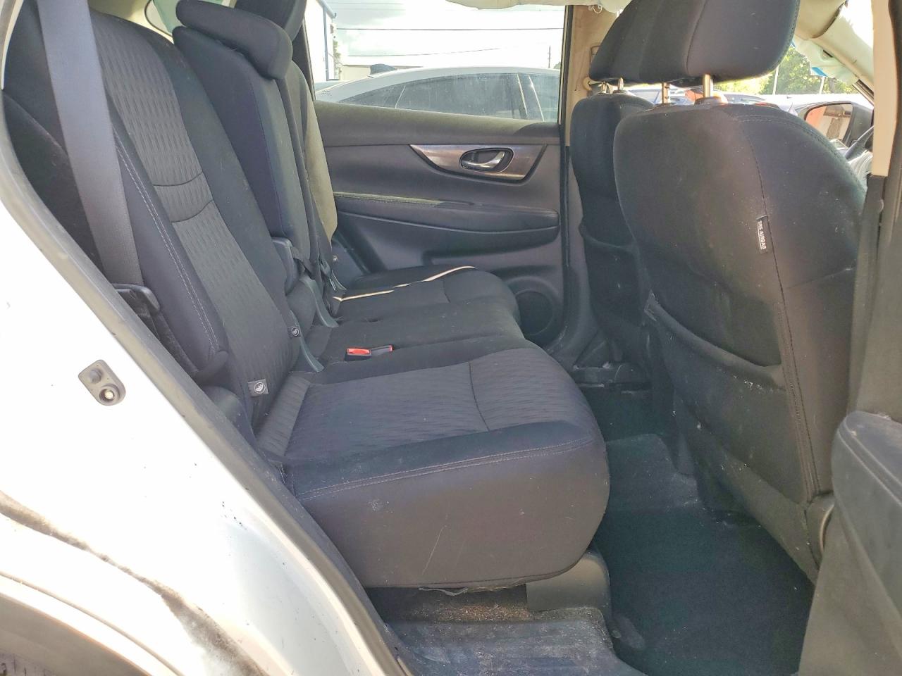 2018 NISSAN ROGUE SV photo 31