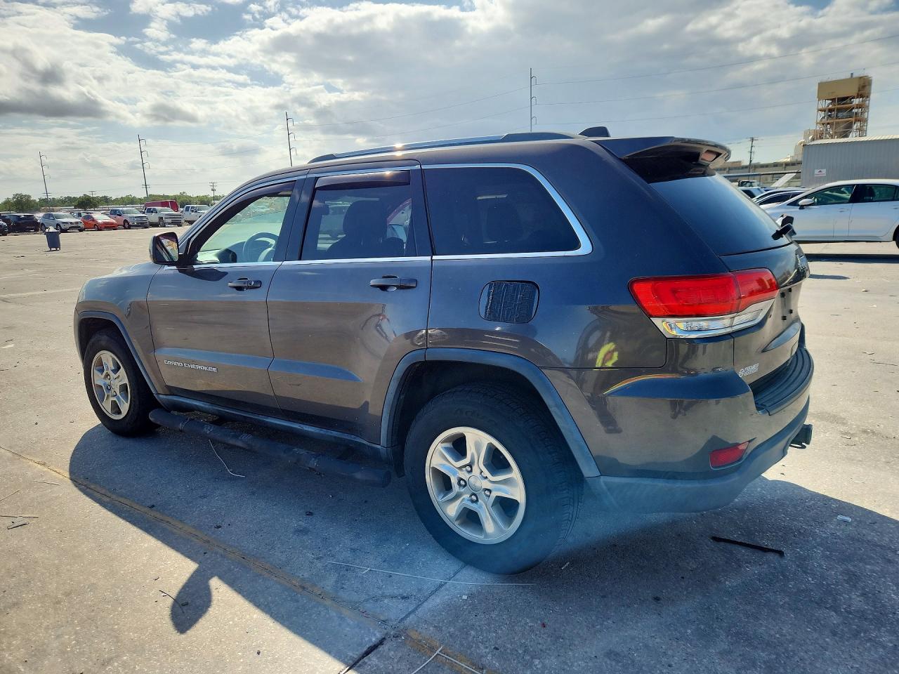 2015 JEEP GRAND CHEROKEE LAREDO photo 3