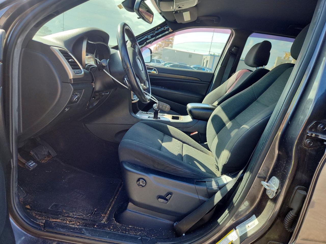 2015 JEEP GRAND CHEROKEE LAREDO photo 13