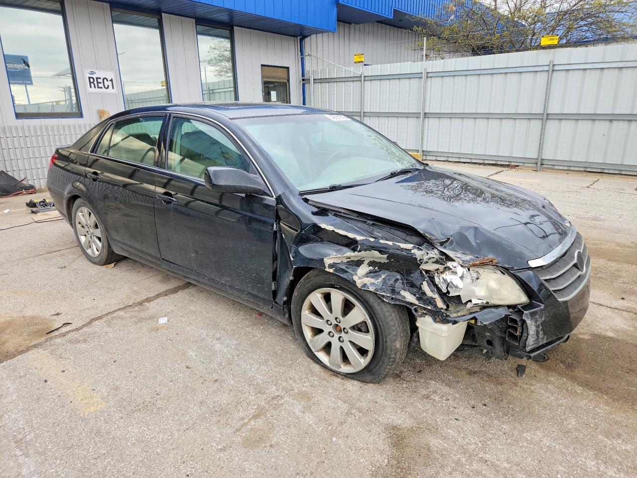 2005 TOYOTA AVALON XLS photo 7