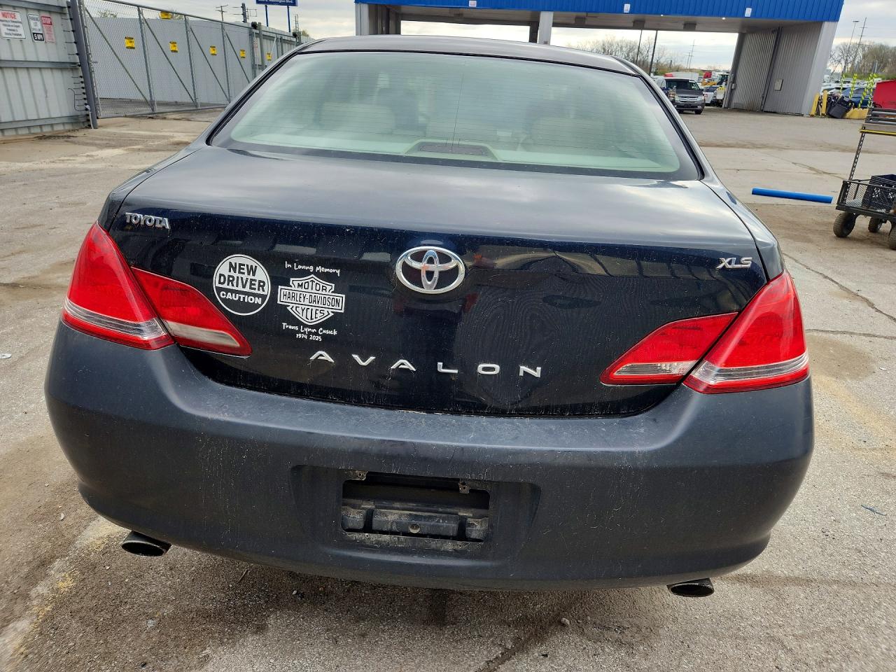 2005 TOYOTA AVALON XLS photo 11