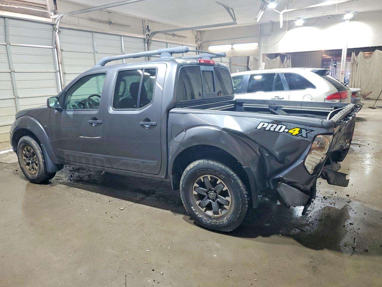 2019 NISSAN FRONTIER PRO-4X photo 3