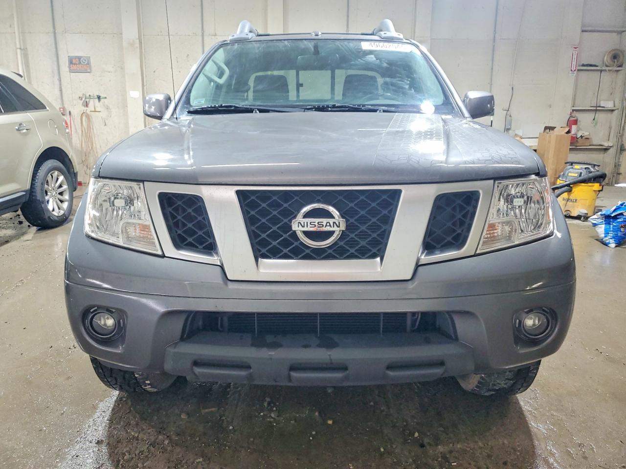 2019 NISSAN FRONTIER PRO-4X photo 9