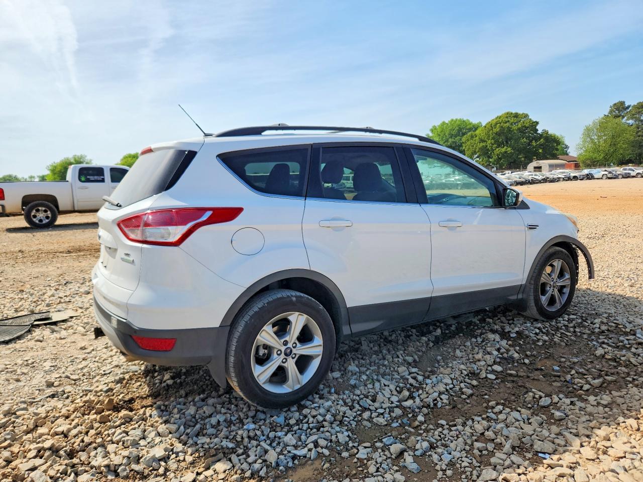 2014 FORD ESCAPE SE photo 5