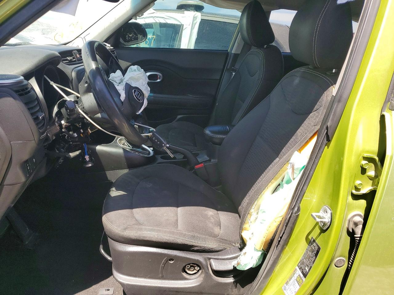 2016 KIA SOUL + photo 19