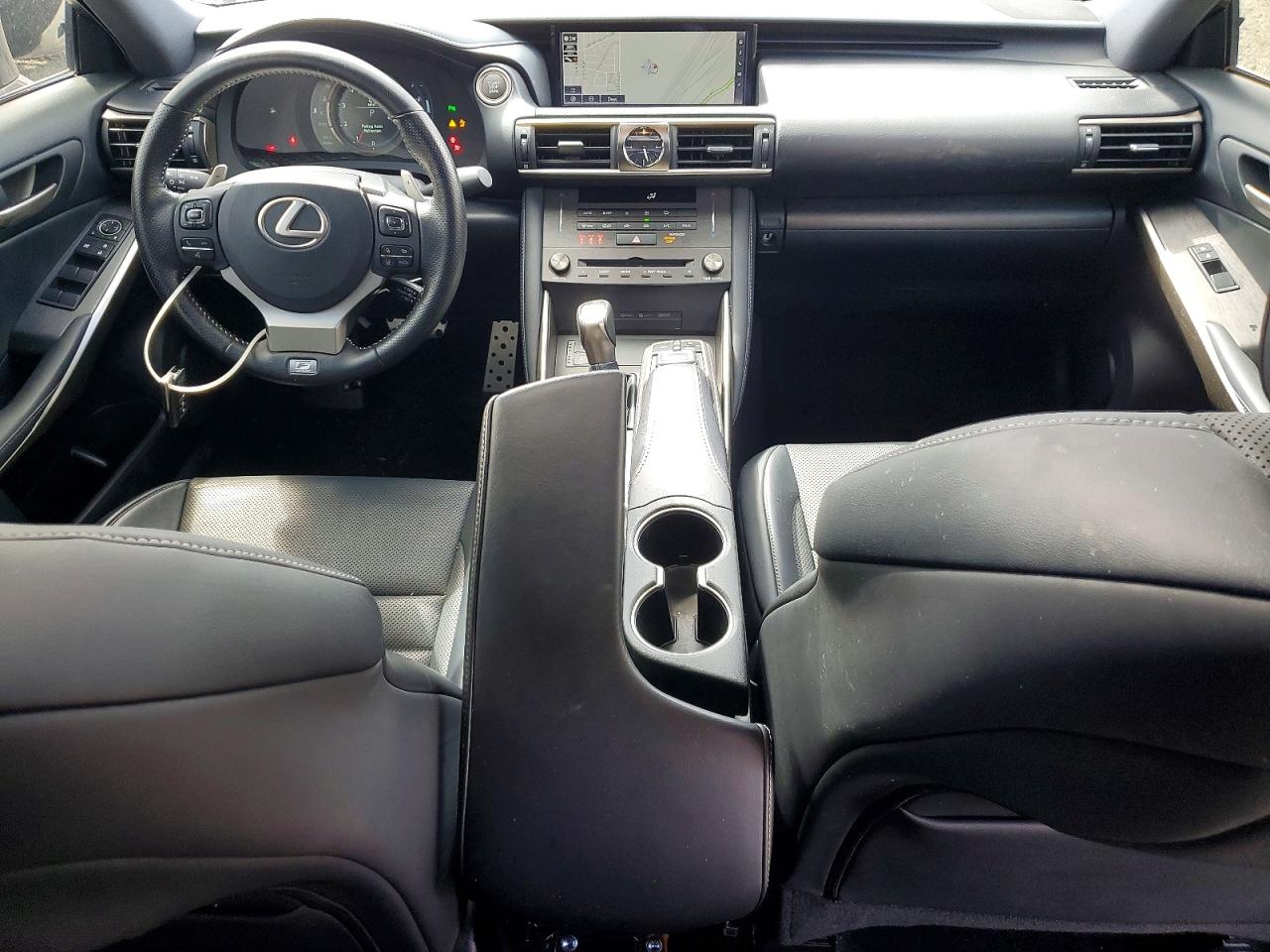 2019 LEXUS IS 300 photo 15