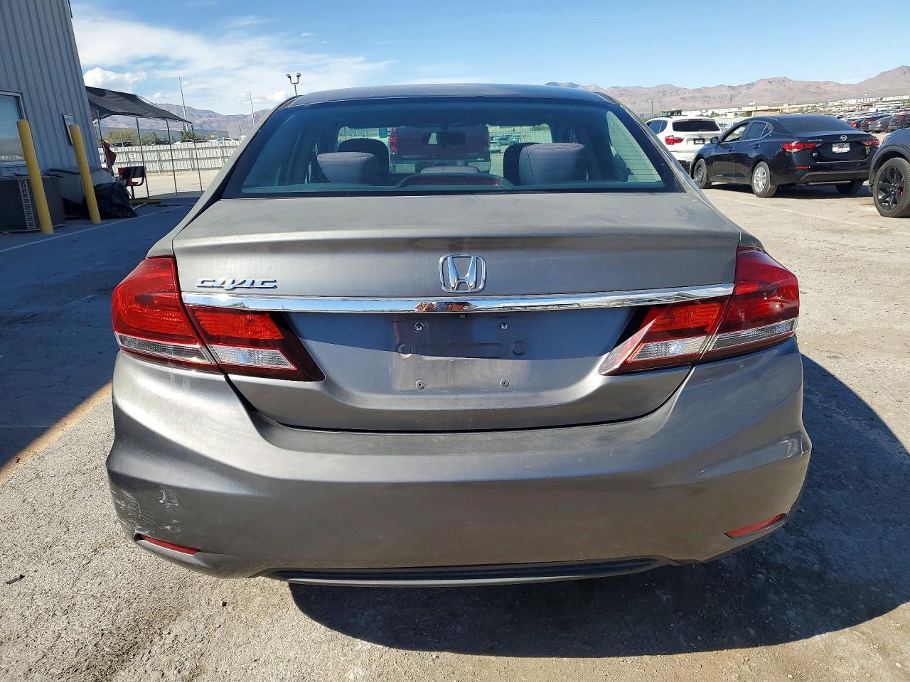 2014 HONDA CIVIC LX photo 16