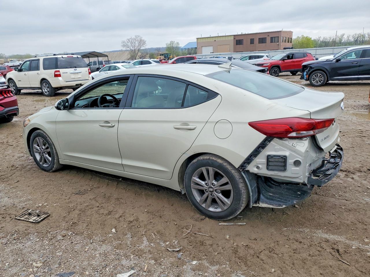 2017 HYUNDAI ELANTRA SE photo 2