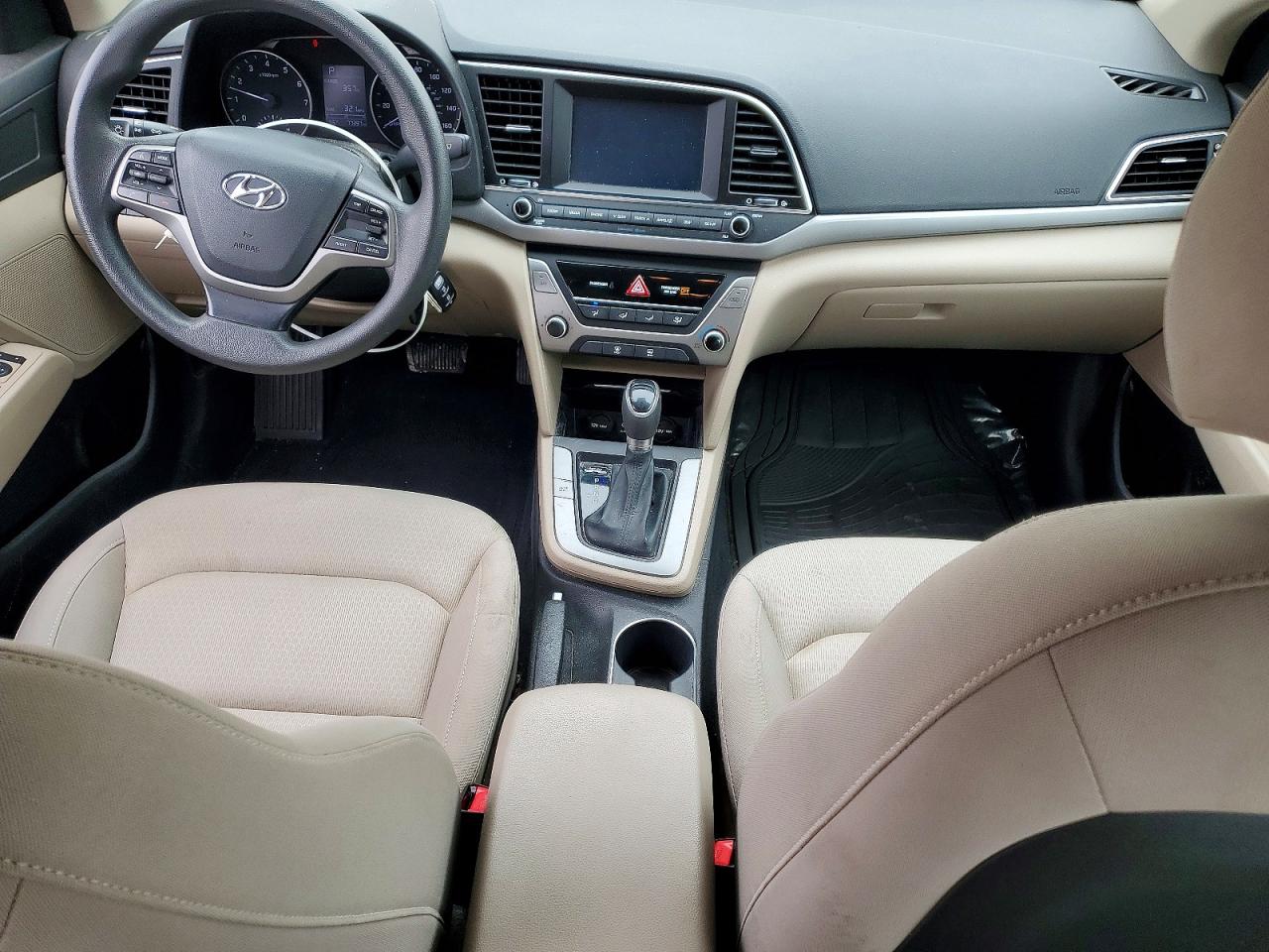 2017 HYUNDAI ELANTRA SE photo 8