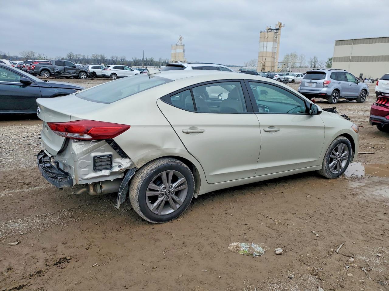 2017 HYUNDAI ELANTRA SE photo 3