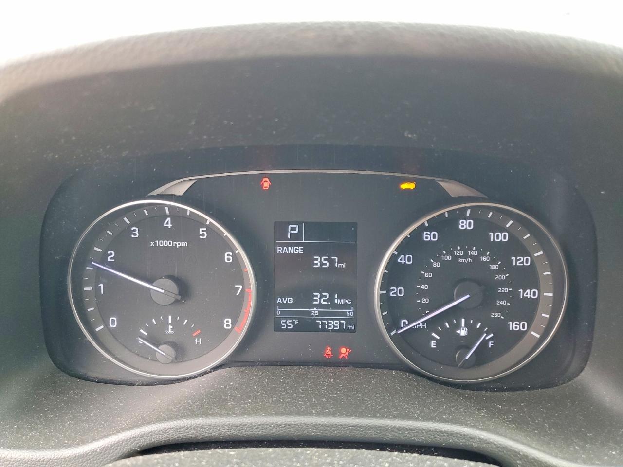 2017 HYUNDAI ELANTRA SE photo 9
