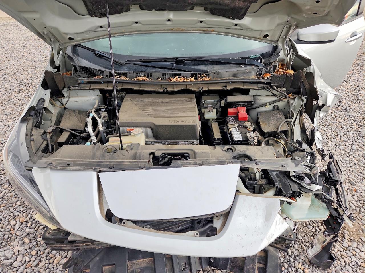2020 NISSAN LEAF SV PLUS photo 34