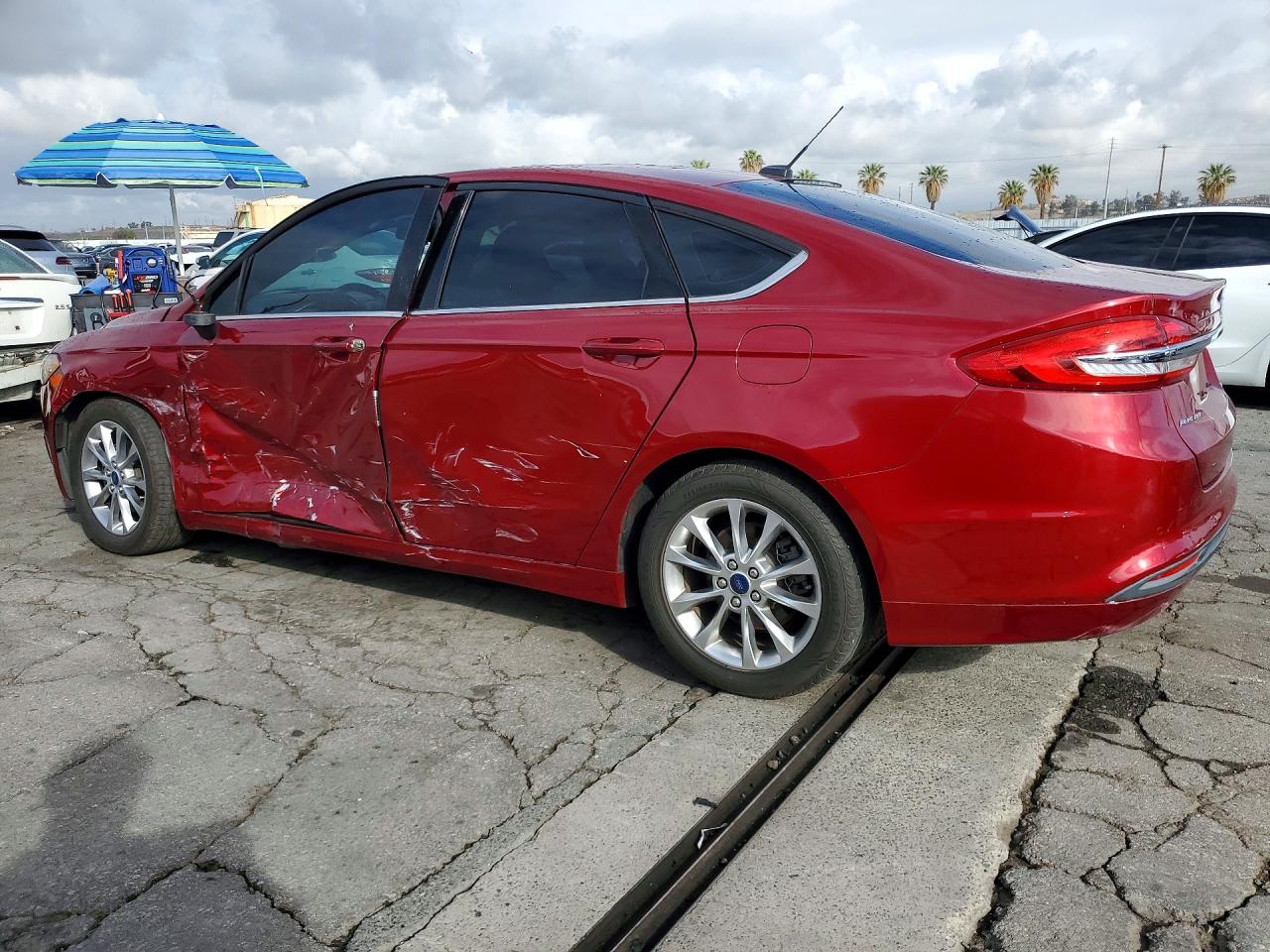2017 FORD FUSION SE photo 4