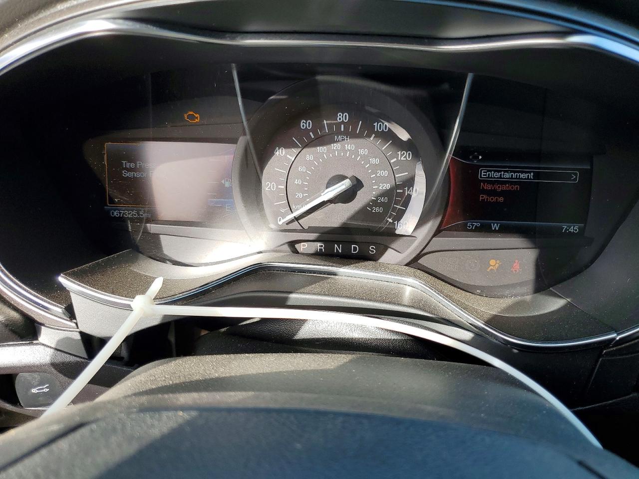 2017 FORD FUSION SE photo 25