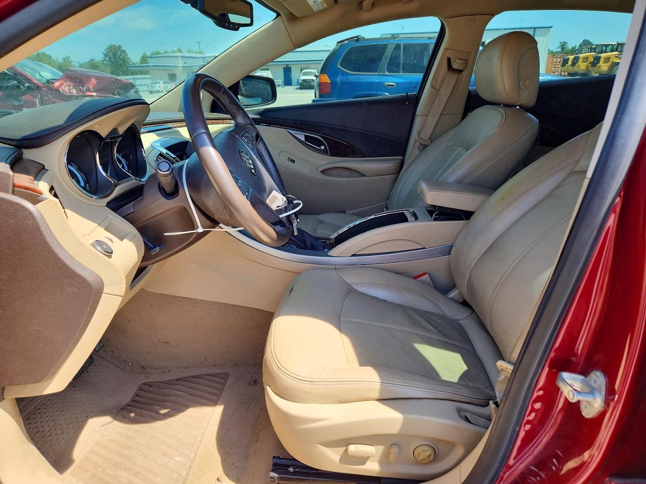 2010 BUICK LACROSSE CXL photo 13