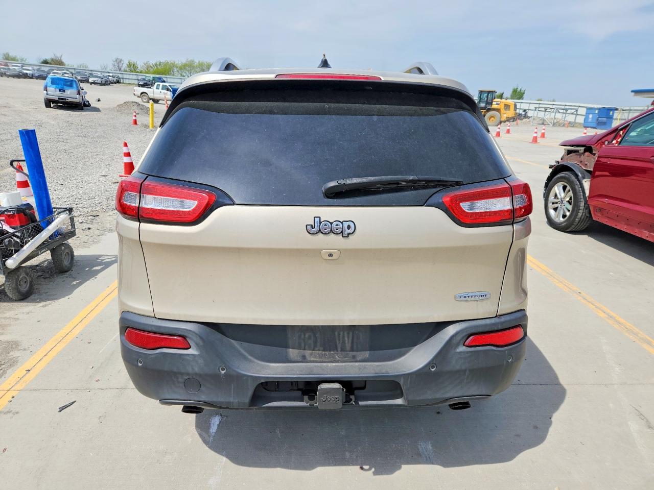 2014 JEEP CHEROKEE LATITUDE photo 11
