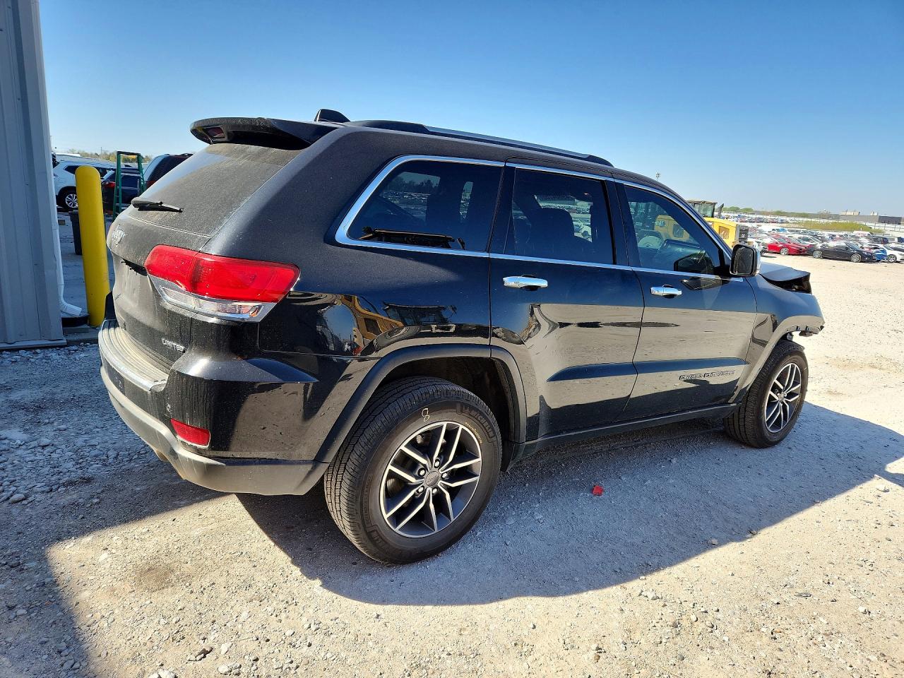 2019 JEEP GRAND CHEROKEE LIMITED photo 3