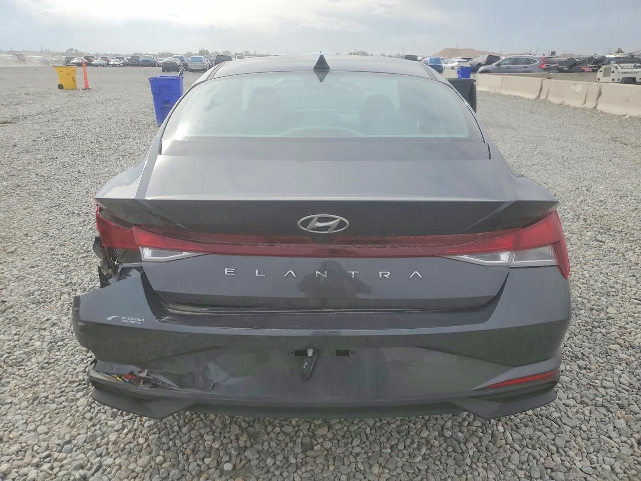 2023 HYUNDAI ELANTRA SE photo 11