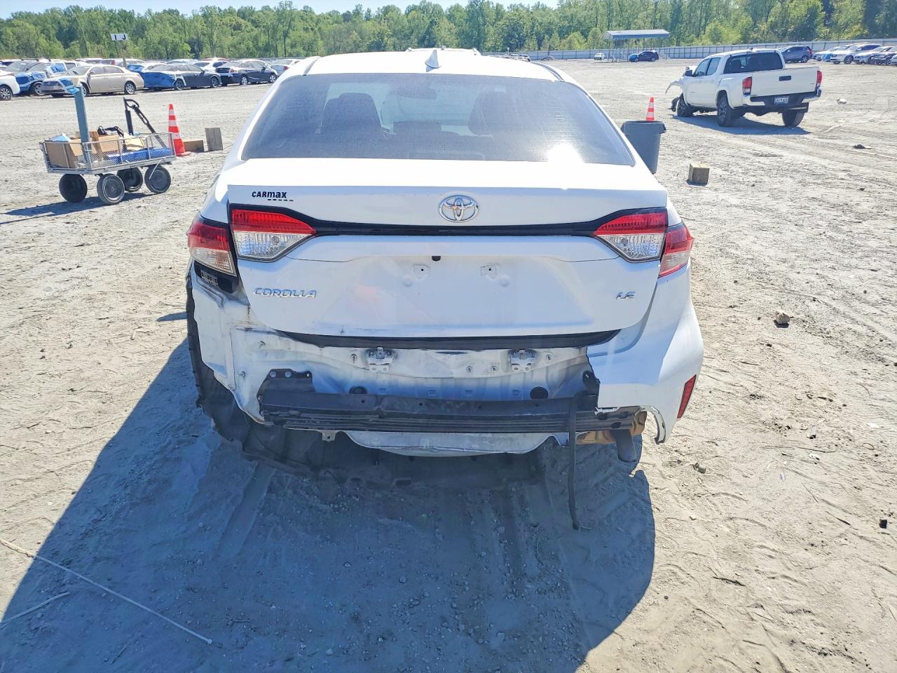 2022 TOYOTA COROLLA LE photo 11