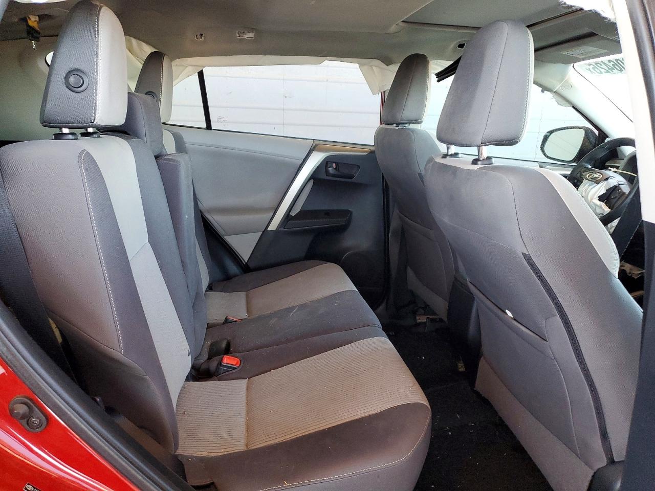 2013 TOYOTA RAV4 XLE photo 21