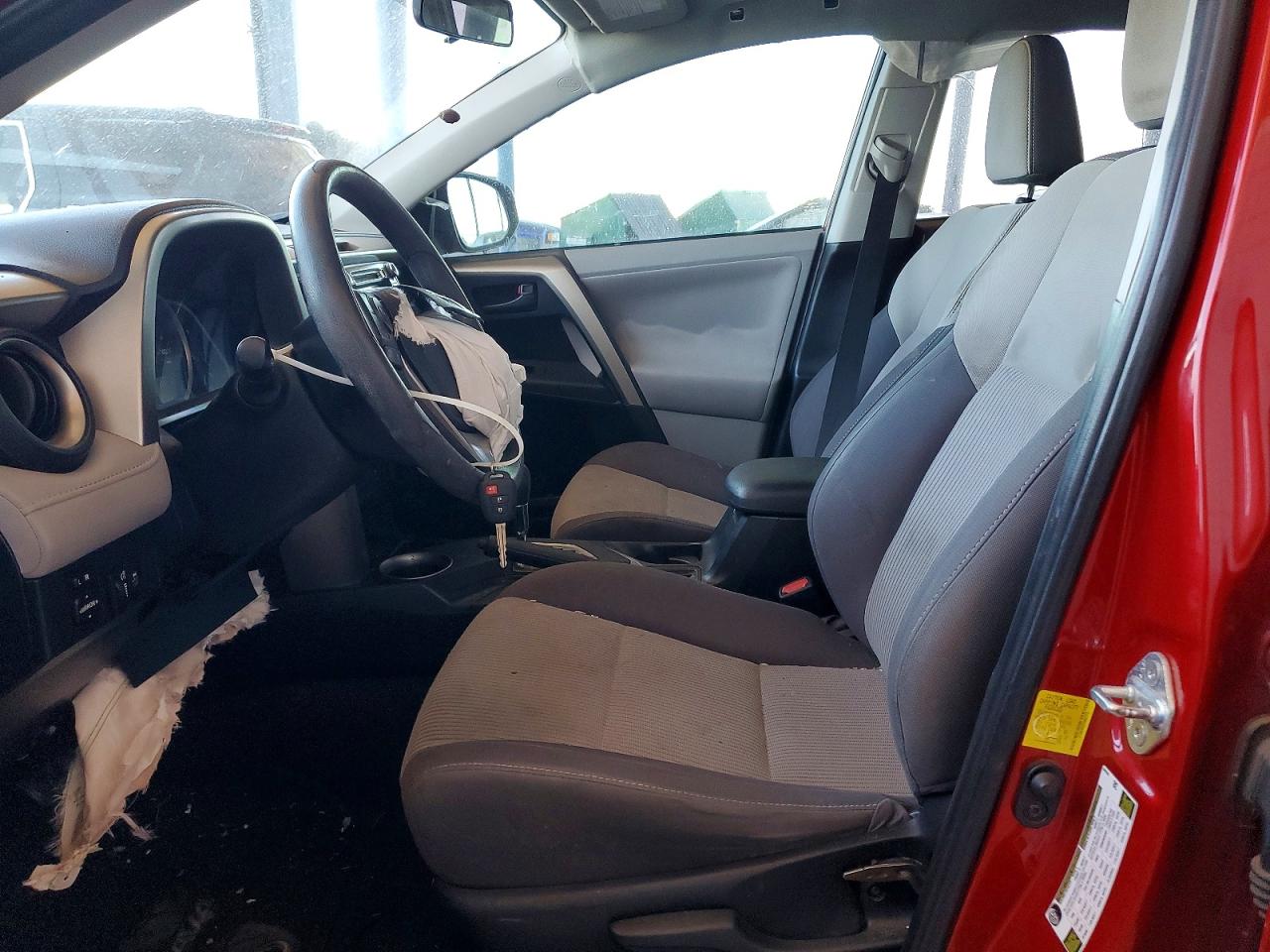 2013 TOYOTA RAV4 XLE photo 13