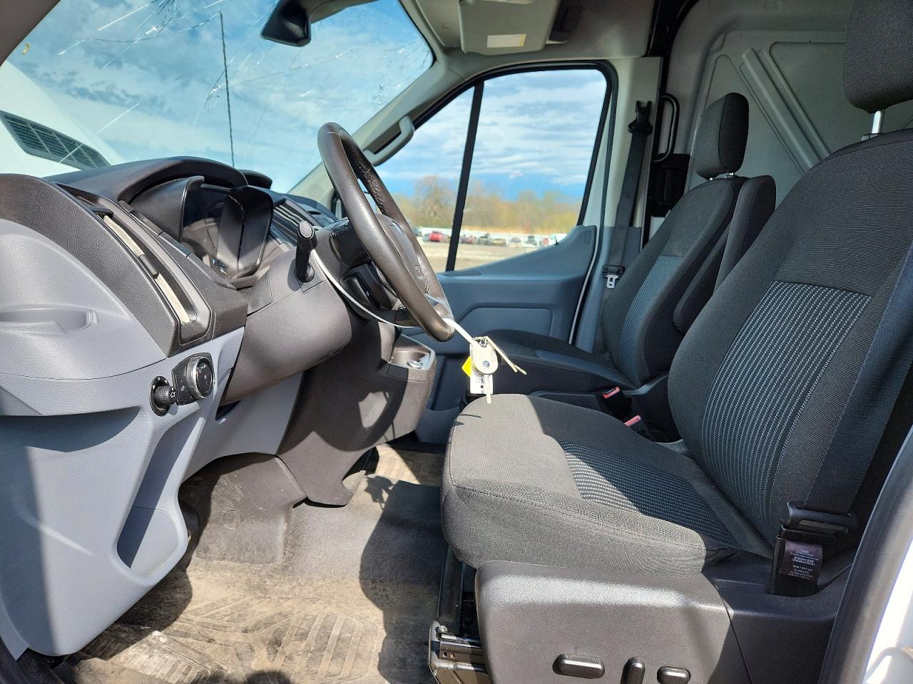 2017 FORD TRANSIT 250 DELIVERY VAN photo 13
