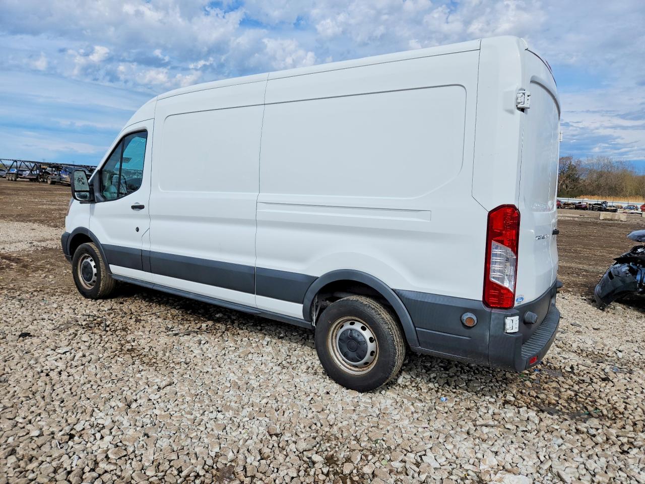 2017 FORD TRANSIT 250 DELIVERY VAN photo 3