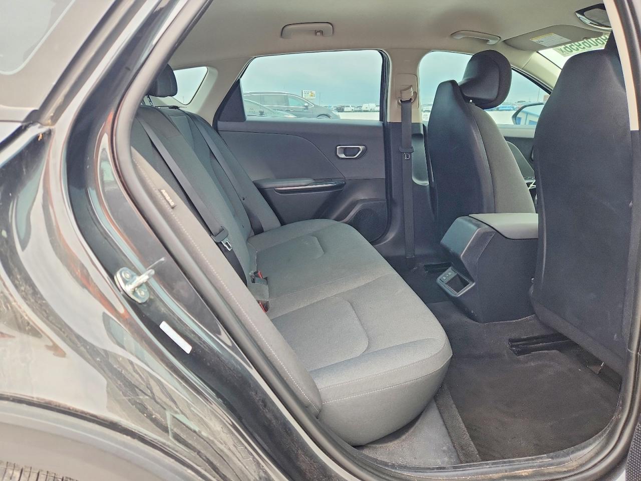 2025 KIA K4 LXS photo 28