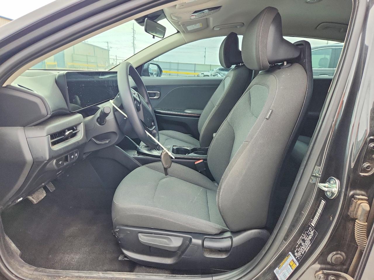 2025 KIA K4 LXS photo 19