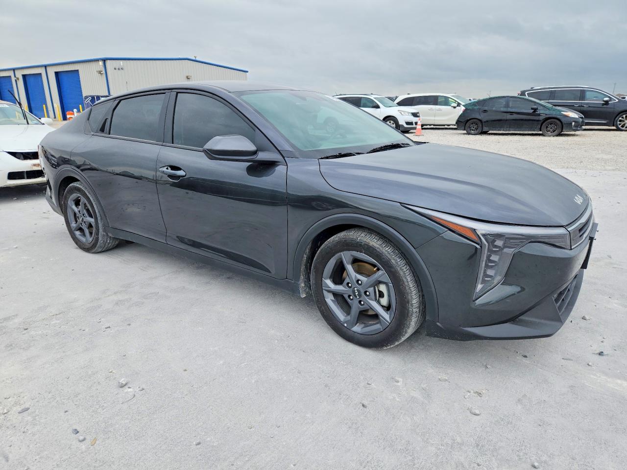 2025 KIA K4 LXS photo 10