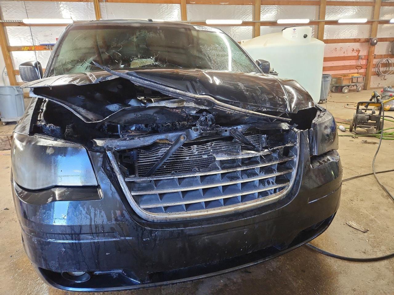 2008 CHRYSLER TOWN & COUNTRY TOURING photo 9