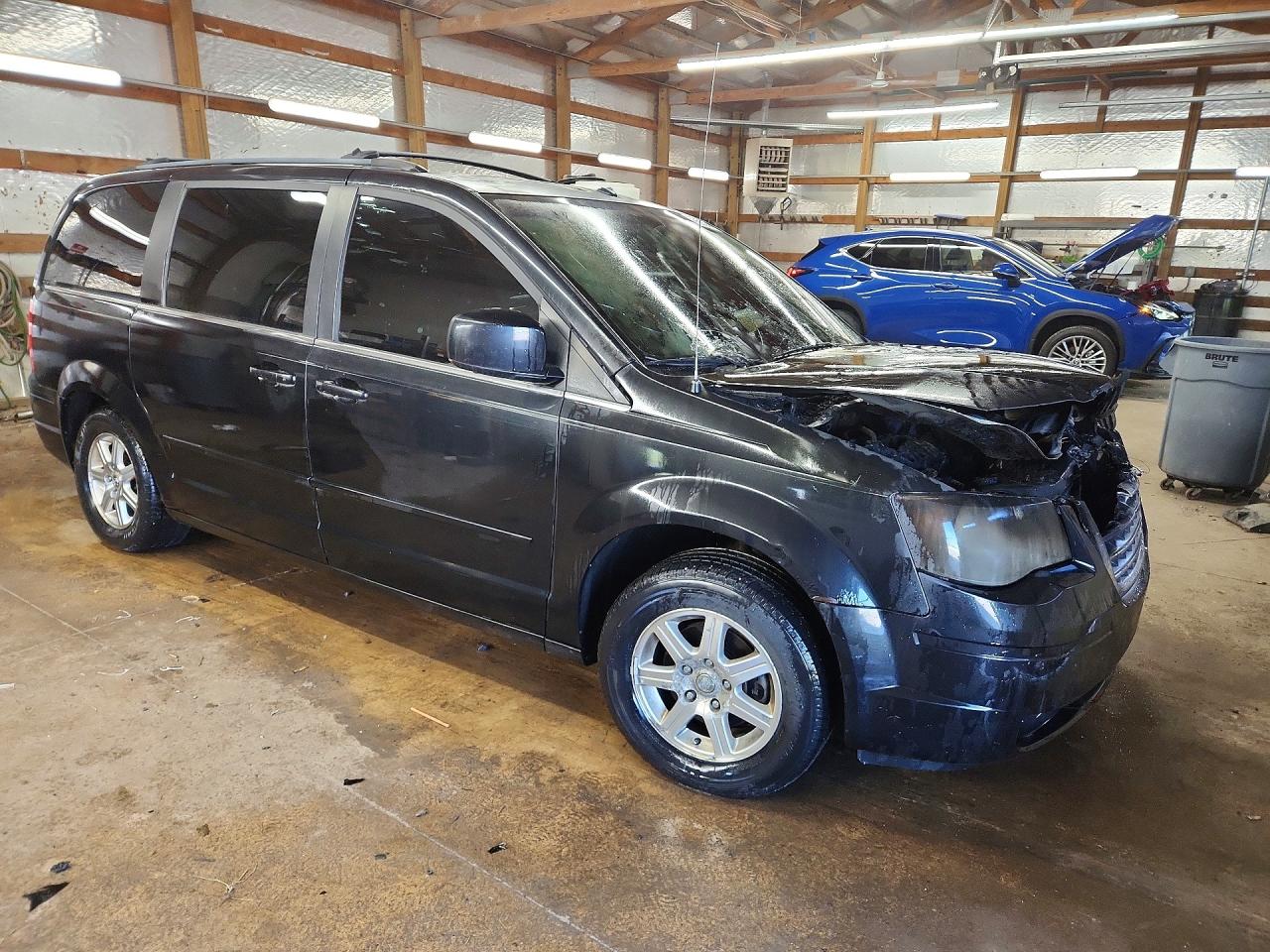 2008 CHRYSLER TOWN & COUNTRY TOURING photo 7