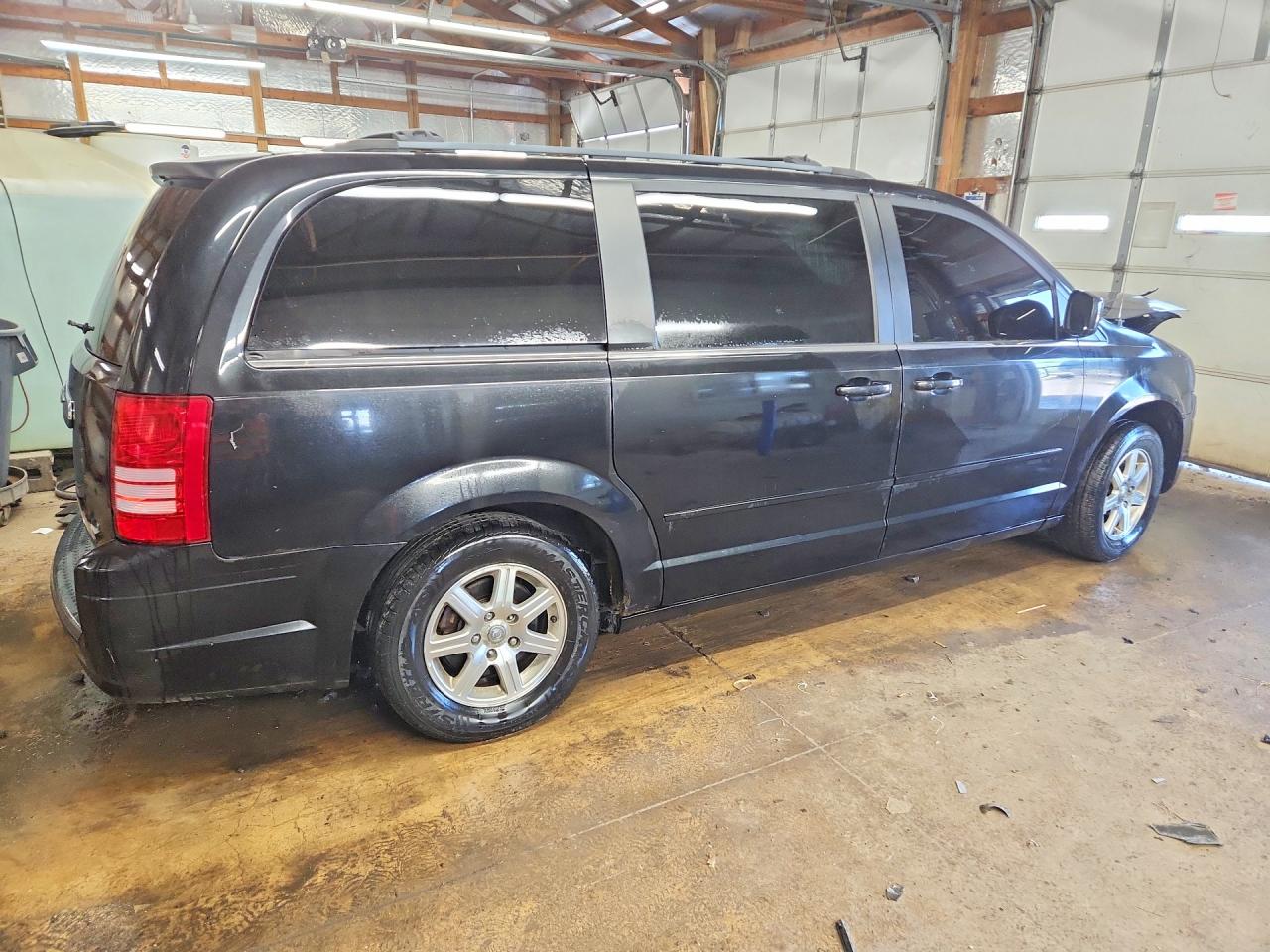 2008 CHRYSLER TOWN & COUNTRY TOURING photo 5