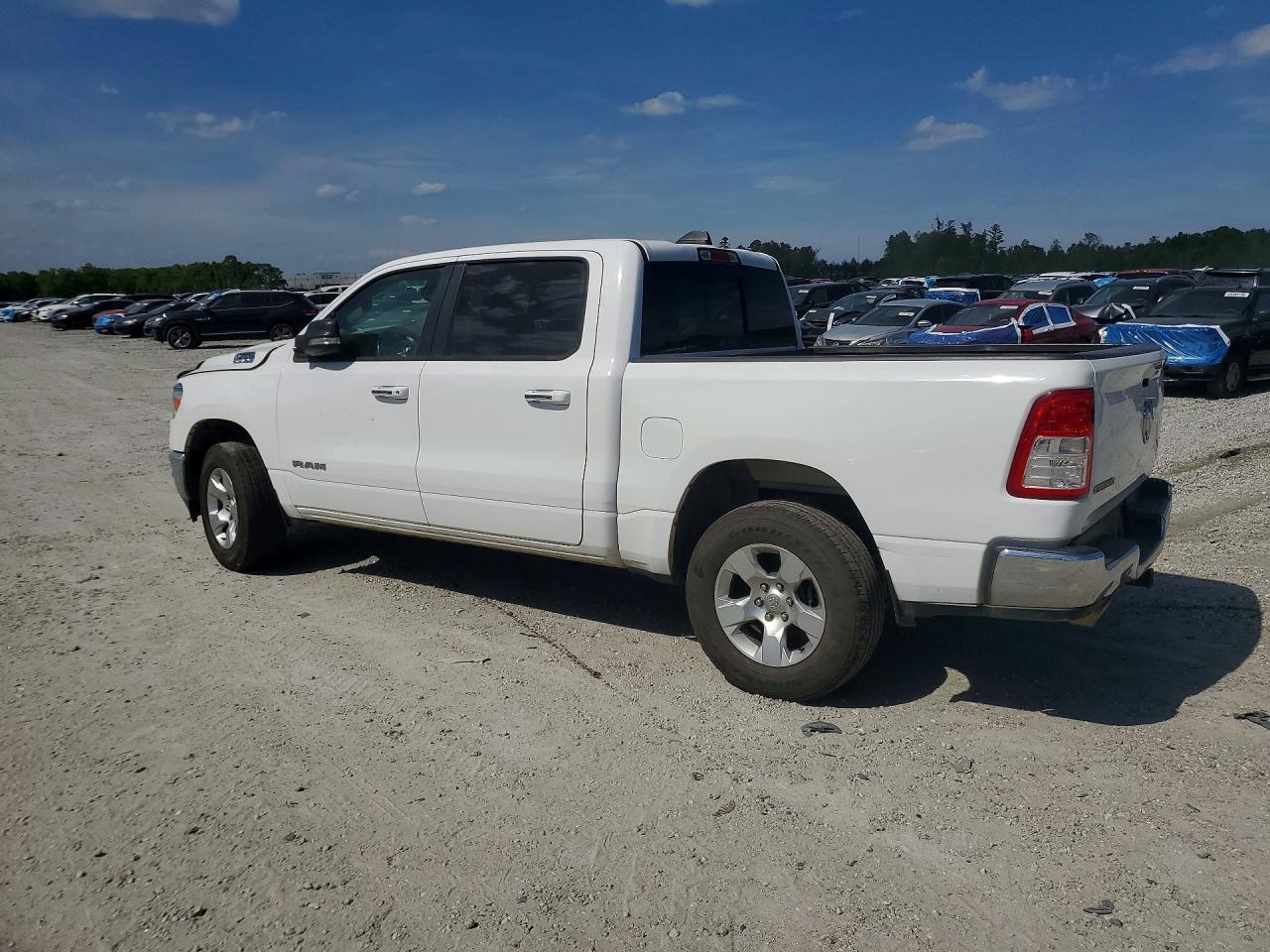 2019 RAM 1500 BIG HORN photo 3