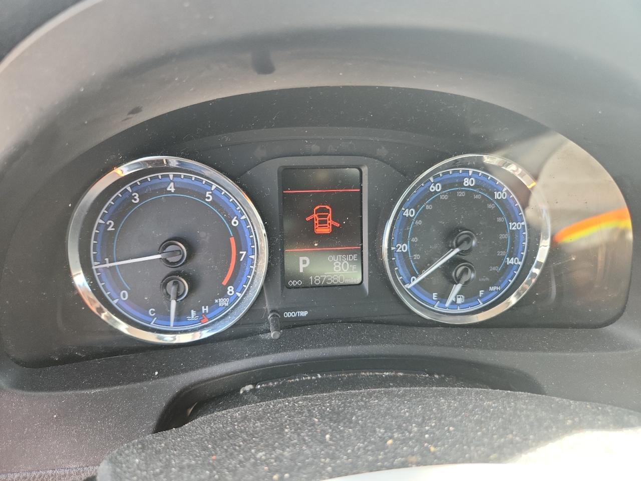 2019 TOYOTA COROLLA L photo 17