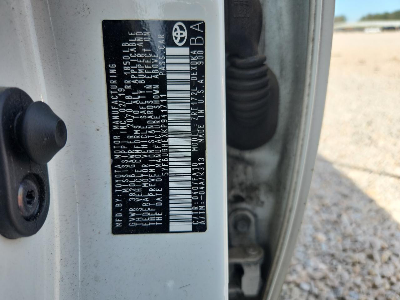 2019 TOYOTA COROLLA L photo 23