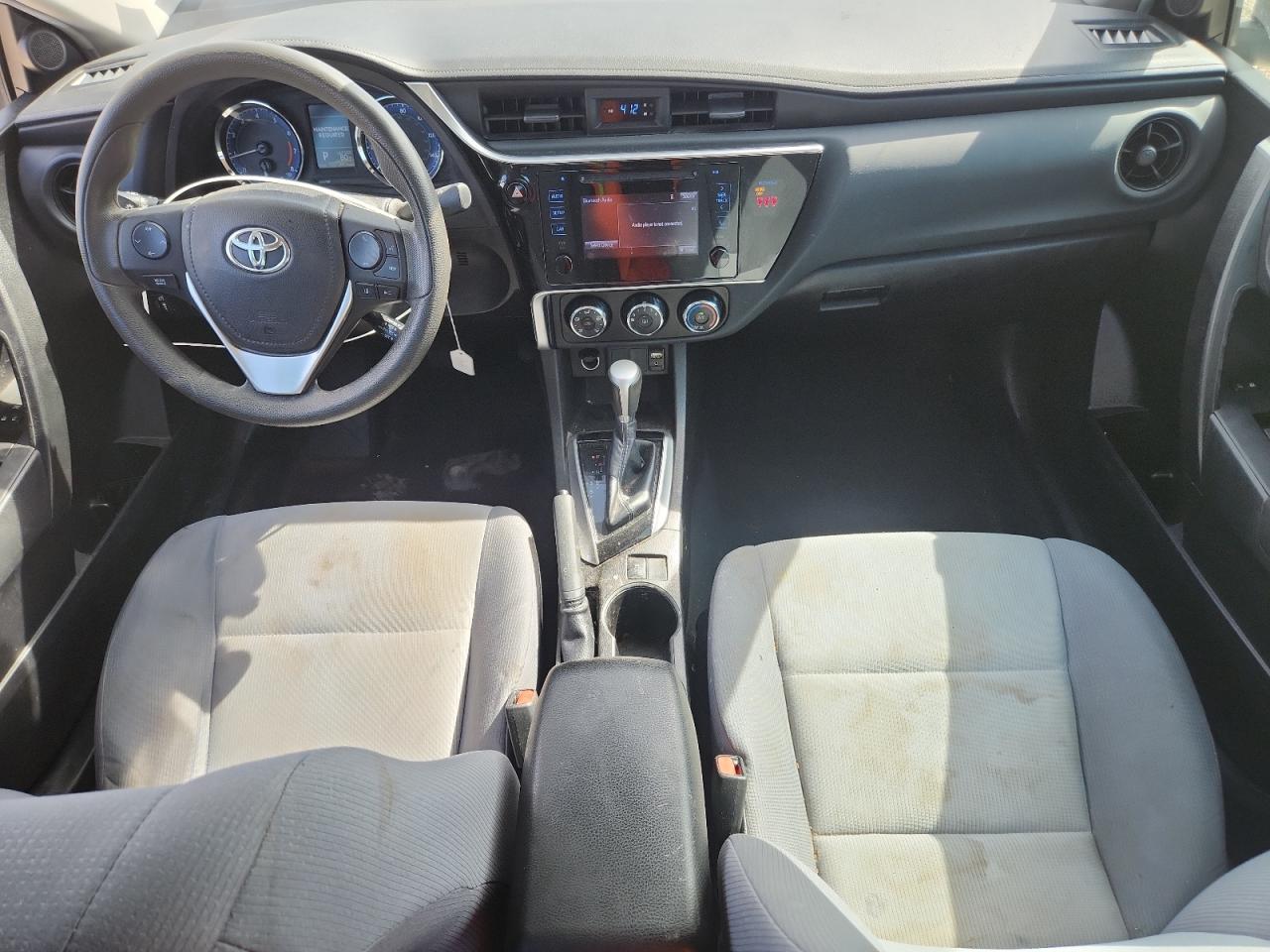 2019 TOYOTA COROLLA L photo 15