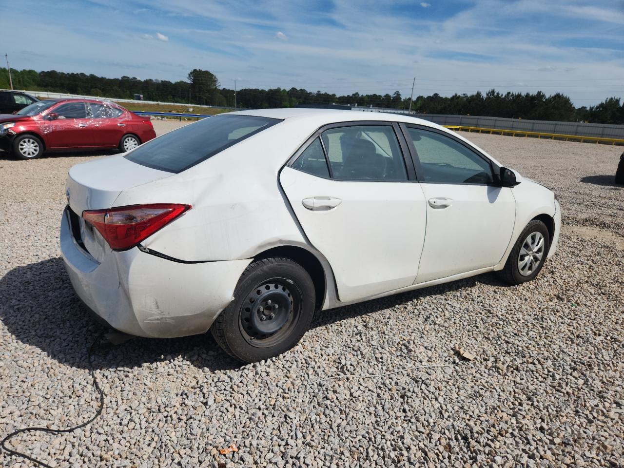 2019 TOYOTA COROLLA L photo 5
