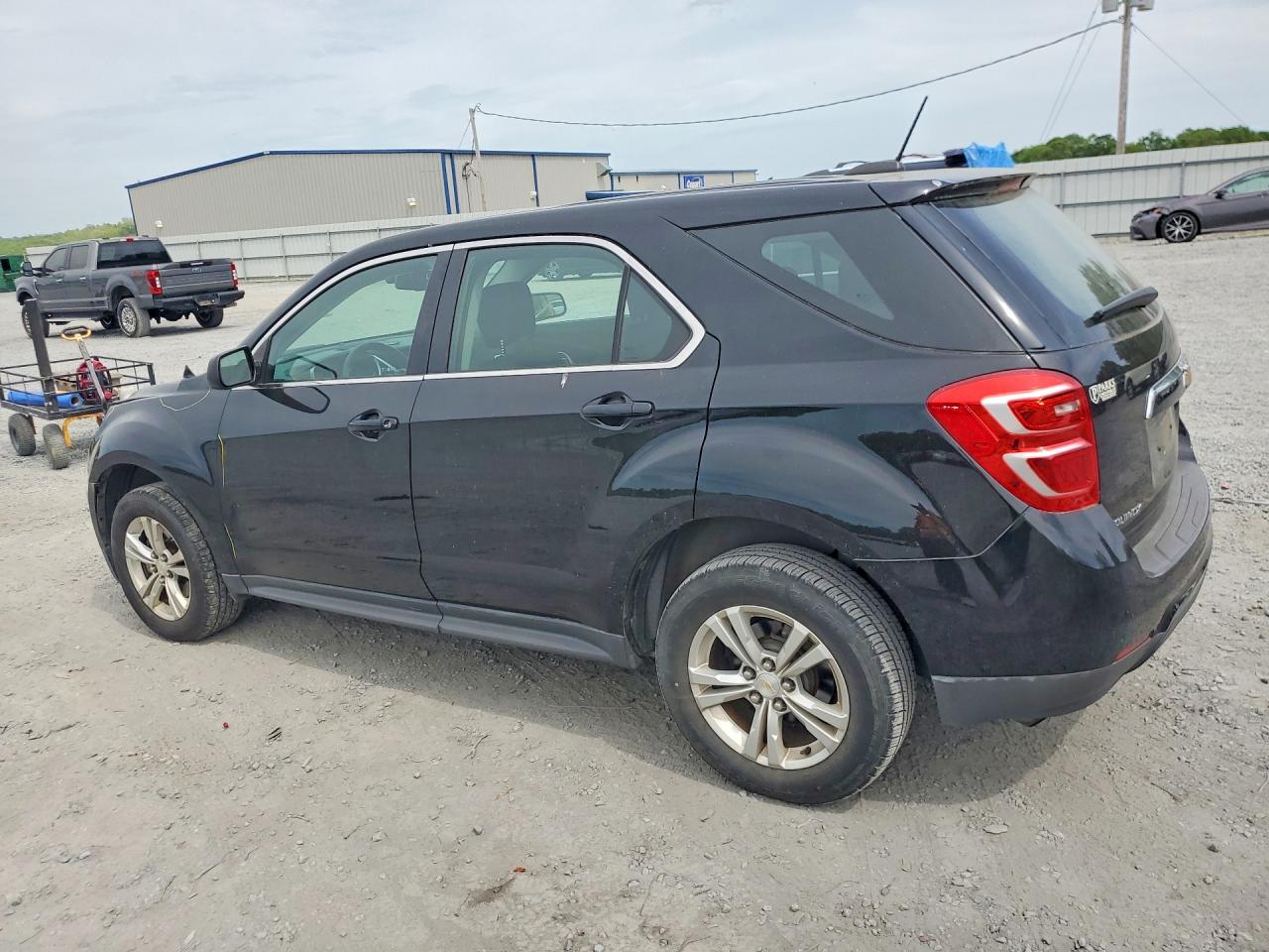 2017 CHEVROLET EQUINOX LS photo 3