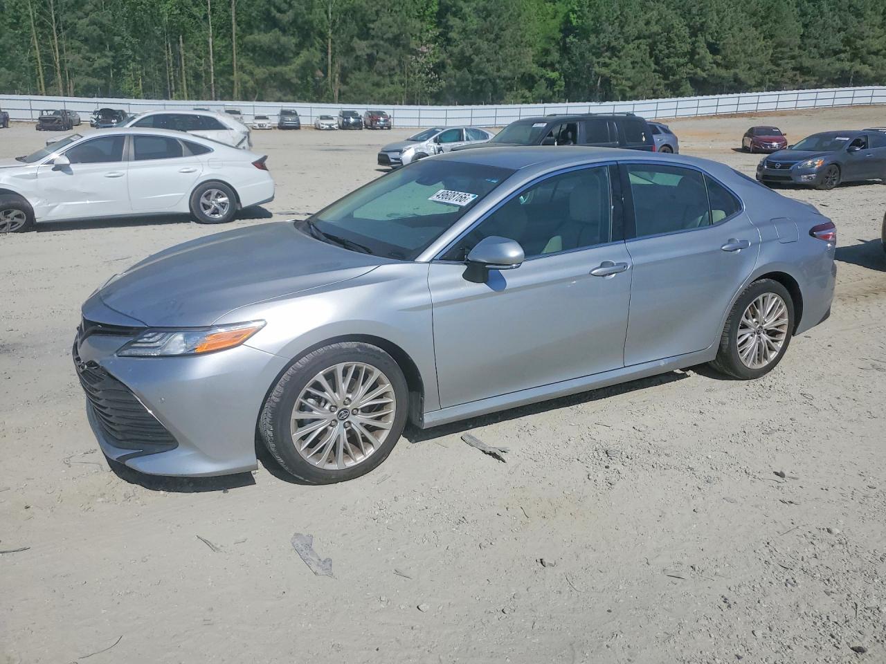 2018 TOYOTA CAMRY