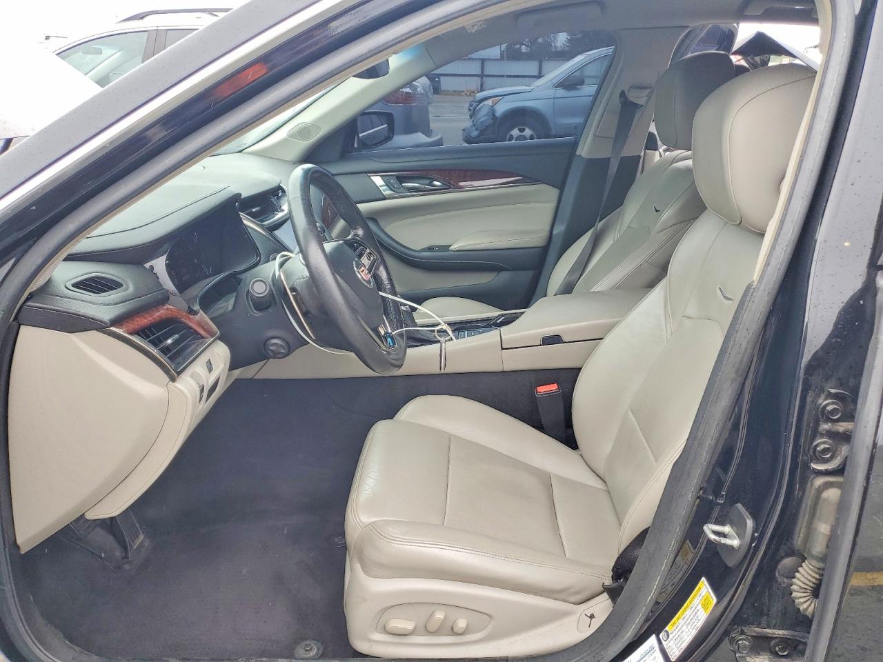 2014 CADILLAC CTS photo 13