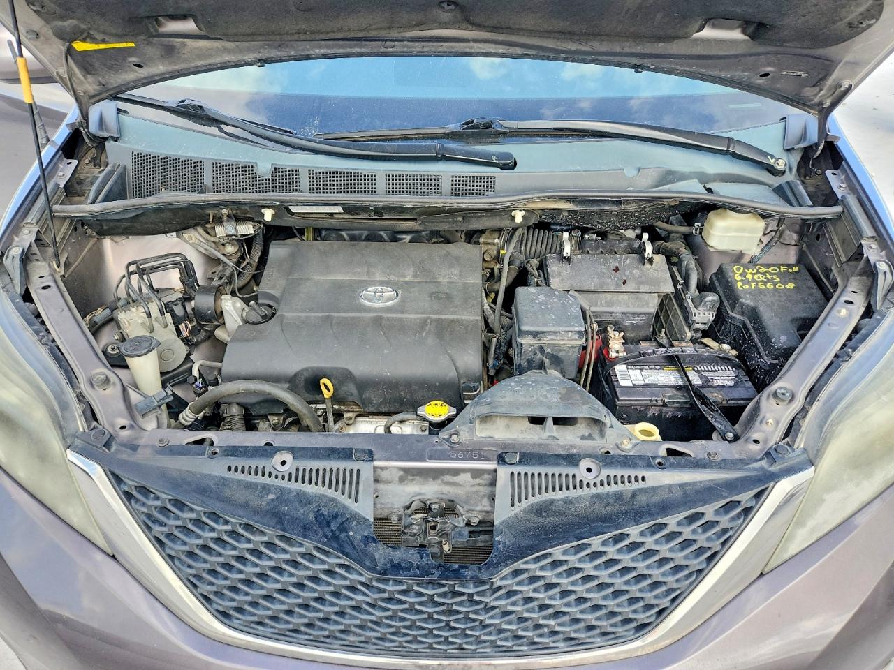 2013 TOYOTA SIENNA SPORT photo 34