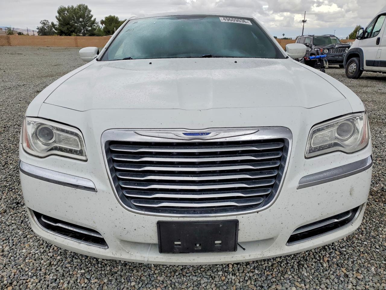 2014 CHRYSLER 300 photo 13