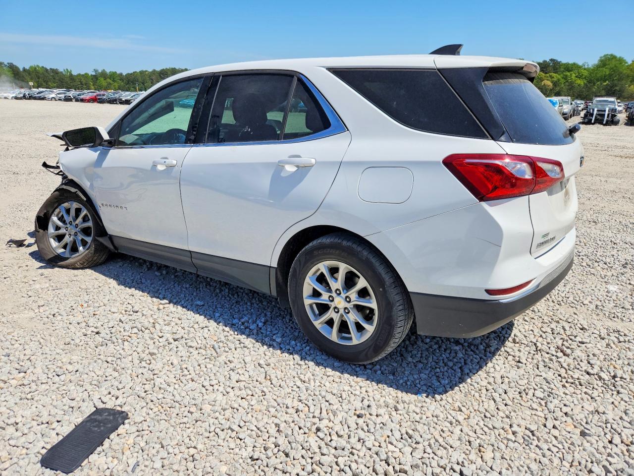 2020 CHEVROLET EQUINOX LT photo 3