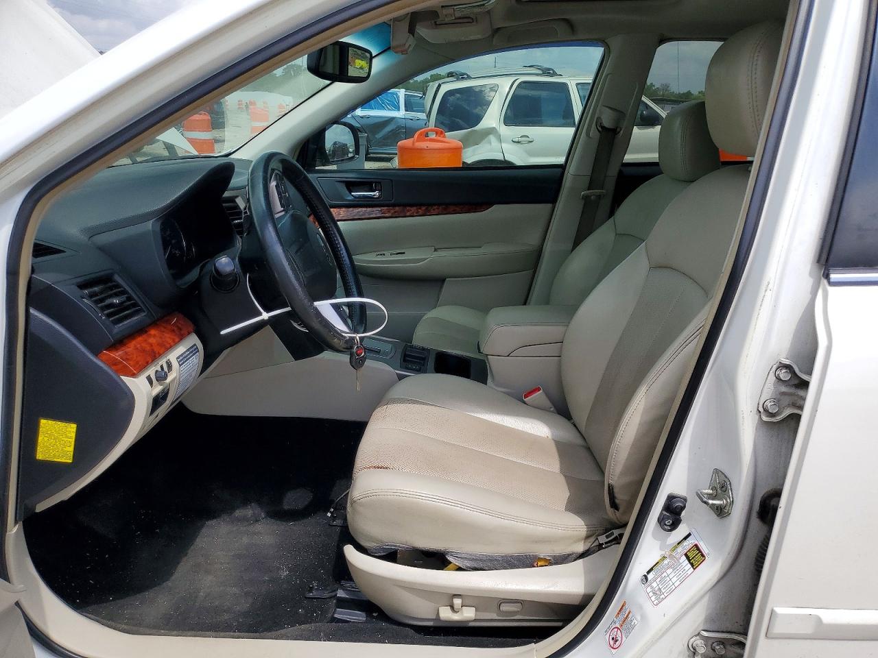 2012 SUBARU OUTBACK 3.6R LIMITED photo 7