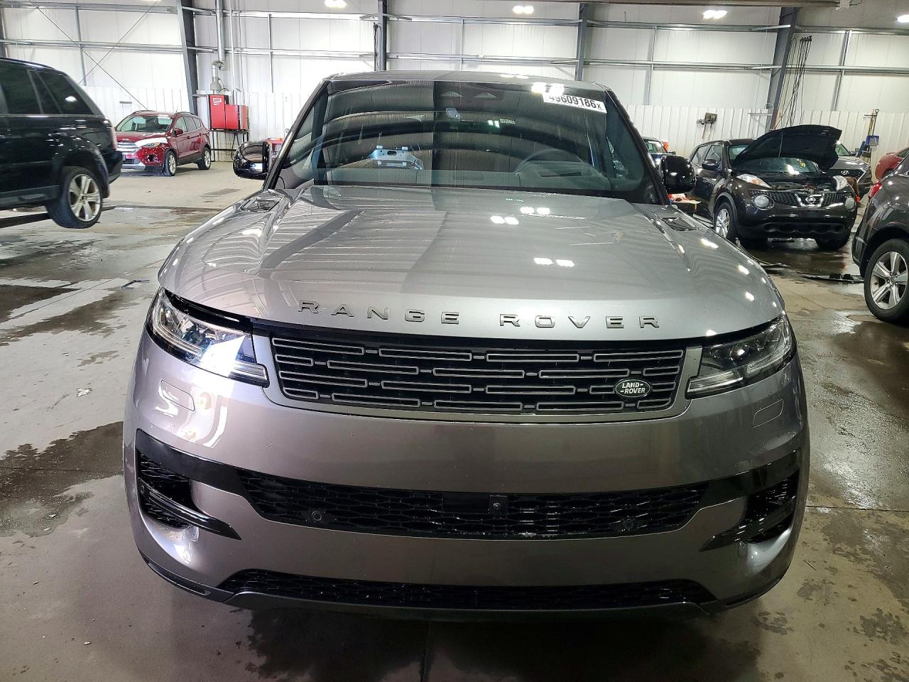 2025 LAND ROVER RANGE ROVER SPORT SE photo 13
